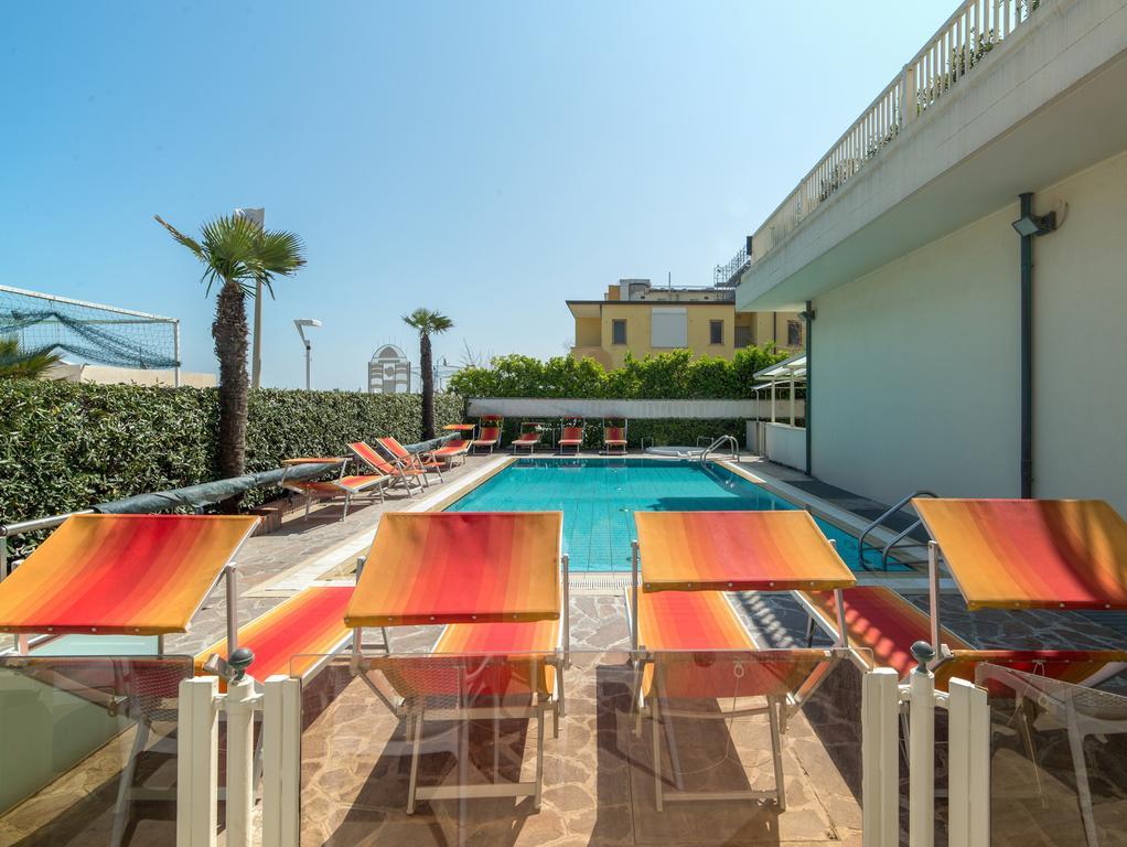 Hotel Gemma Riccione Esterno foto